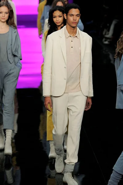 Look 53